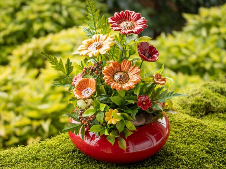 Große Tischdekoration mit Dekosonnenblumen