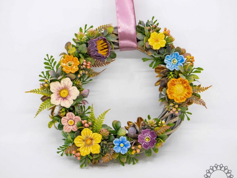 Türkranz mit Bunten Blumen