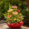 Große Tischdekoration mit Dekosonnenblumen
