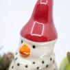 Kleine Weihnachts-Tischdekoration mit Schneemann