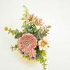 Kleine Tischdekoration mit Gartenmohnblume