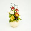 Kleine Tischdekoration mit Glockenblumen