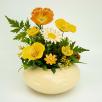 Große Tischdekoration mit Gartenmohnblumen