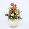 Große Weihnachts-Tischdekoration mit Sternblumen