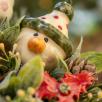 Kleine Weihnachts-Tischdekoration mit Schneekopf 